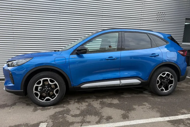 Ford Kuga din 2025 cu 1 km - oferta FOR145487 - foto 24