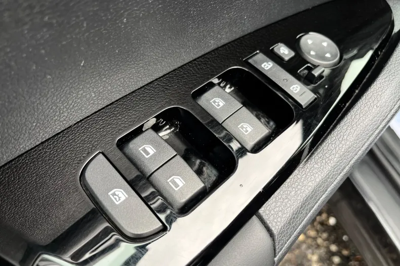 Kia Sportage din 2022 cu 124.000 km - oferta KIA145489 - foto 24