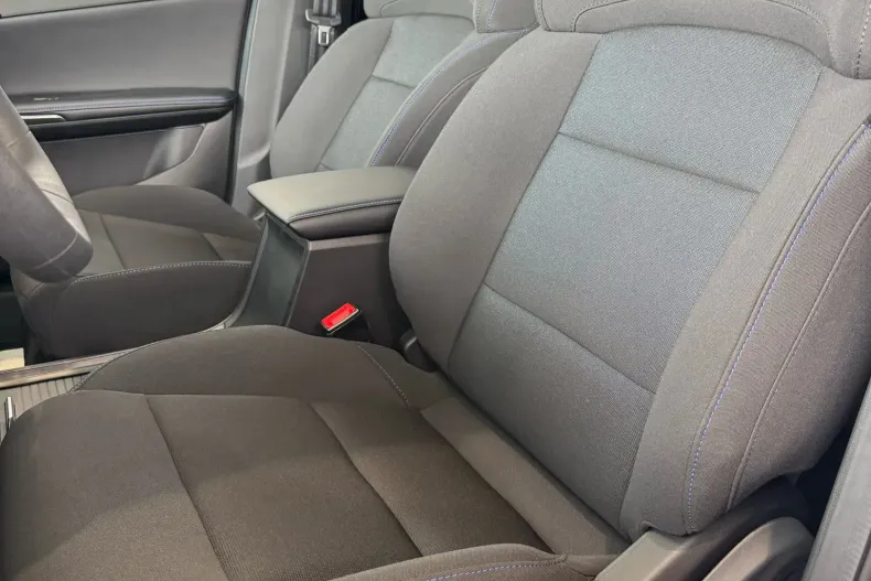 MG MG4 din 2024 cu 1 km - oferta MG0145511 - foto 6