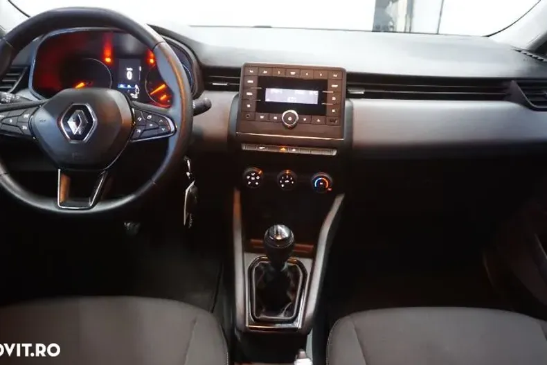 Renault Clio din 2022 cu 3.845 km - oferta REN145512 - foto 10