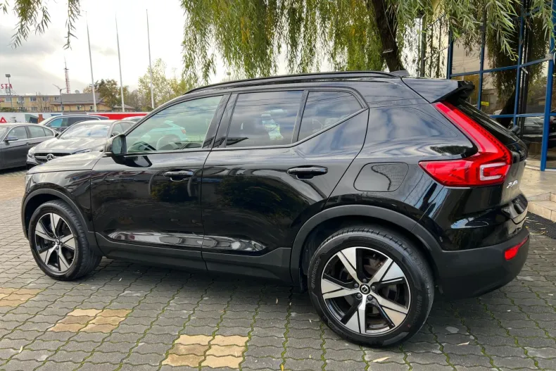 Volvo XC40 din 2021 cu 121.985 km - oferta VOL145514 - foto 14