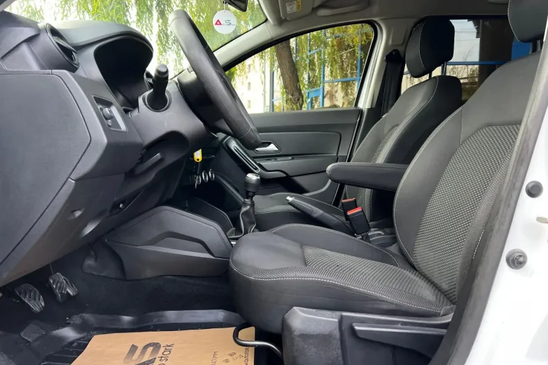 Dacia Duster din 2021 cu 152.467 km - oferta DAC145516 - foto 16