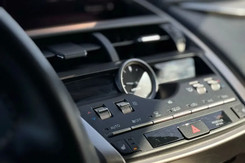 Lexus Seria NX din 2020 cu 107.014 km - oferta LEX145522 - foto 11