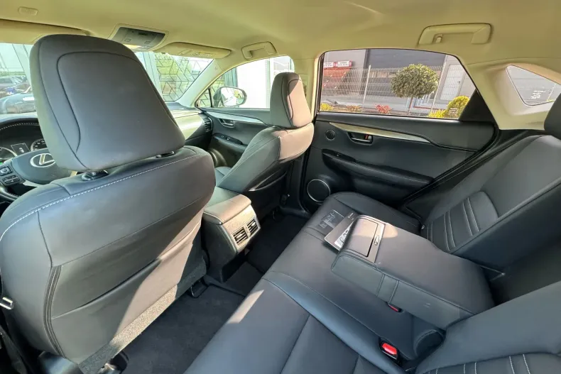 Lexus Seria NX din 2020 cu 107.014 km - oferta LEX145522 - foto 31