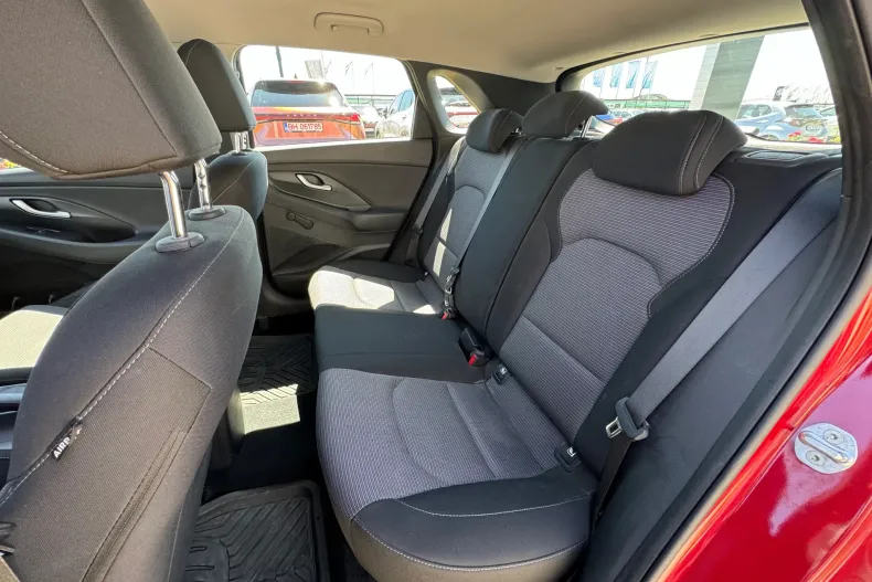 Hyundai i30 din 2019 cu 81.146 km - oferta HYU145523 - foto 23