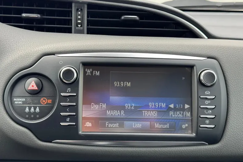 Toyota Yaris din 2019 cu 96.000 km - oferta TOY145527 - foto 27