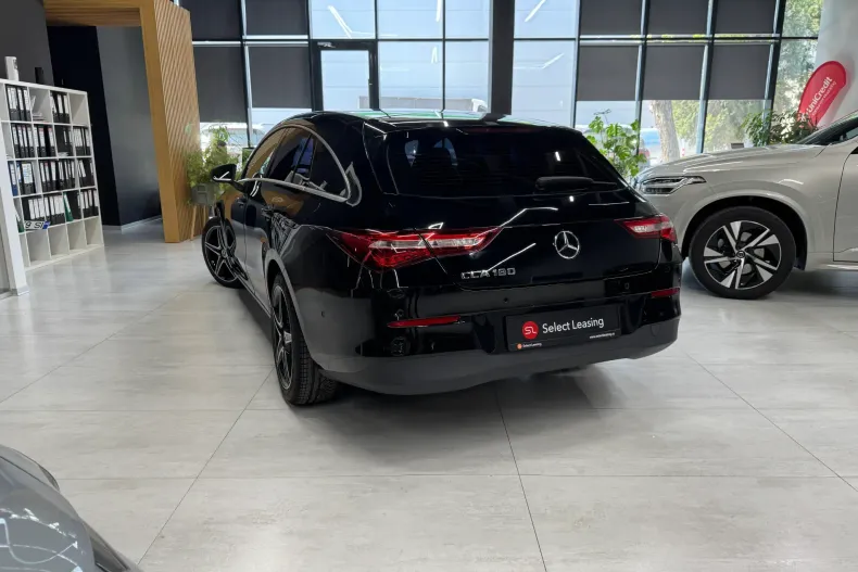 Mercedes-Benz CLA din 2022 cu 12.500 km - oferta MER145539 - foto 4