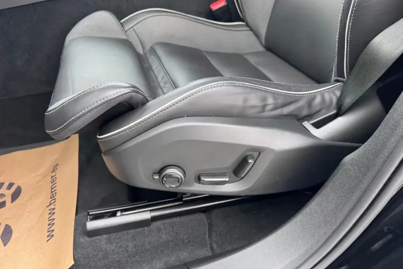 Volvo XC60 din 2023 cu 51.024 km - oferta VOL145543 - foto 31