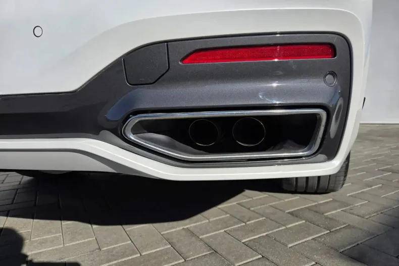 BMW Seria 7 din 2022 cu 31.083 km - oferta BMW145544 - foto 16