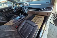 BMW Seria 7 din 2022 cu 31.083 km - oferta BMW145544 - foto 18