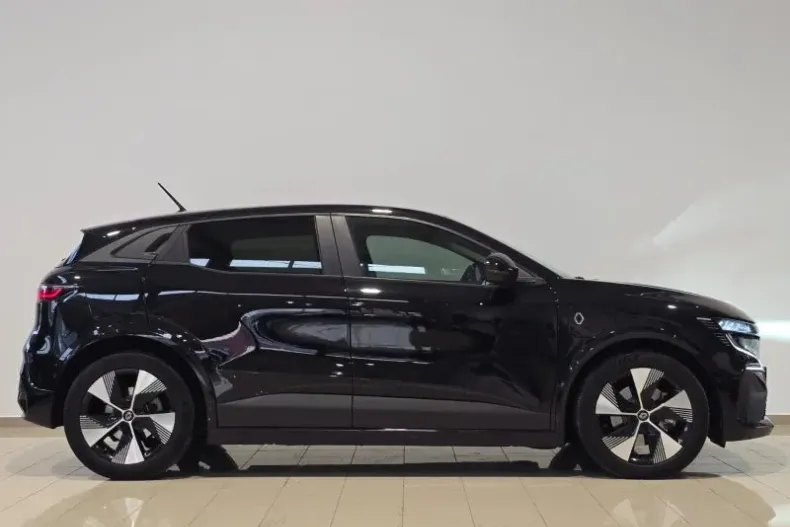 Renault Megane din 2022 cu 64.089 km - oferta REN145546 - foto 4