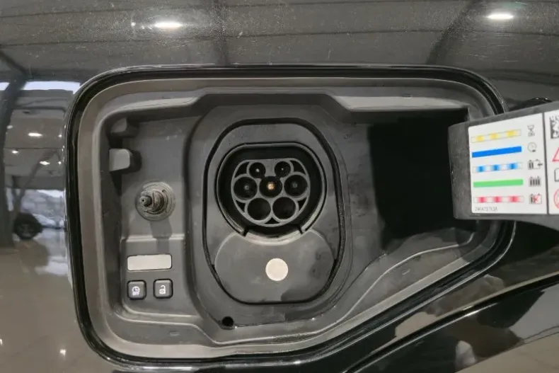 Renault Megane din 2022 cu 64.089 km - oferta REN145546 - foto 19