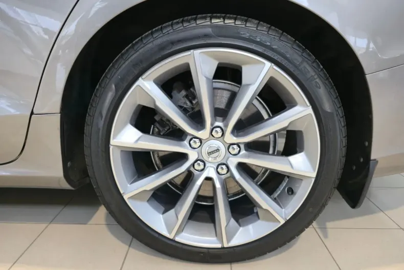 Volvo S60 din 2019 cu 87.506 km - oferta VOL145548 - foto 8