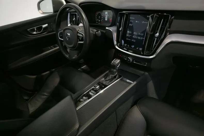 Volvo S60 din 2019 cu 87.506 km - oferta VOL145548 - foto 24