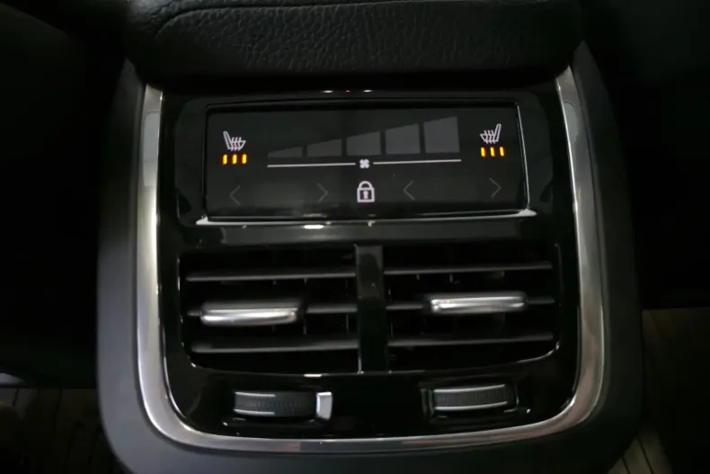 Volvo S60 din 2019 cu 87.506 km - oferta VOL145548 - foto 25