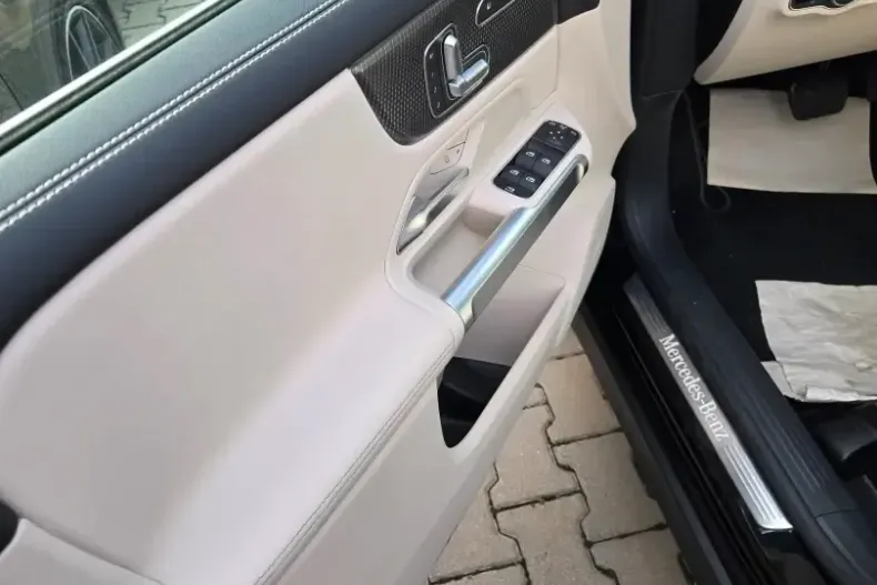 Mercedes-Benz GLB 200 din 2024 cu 21.000 km - oferta MER145551 - foto 15