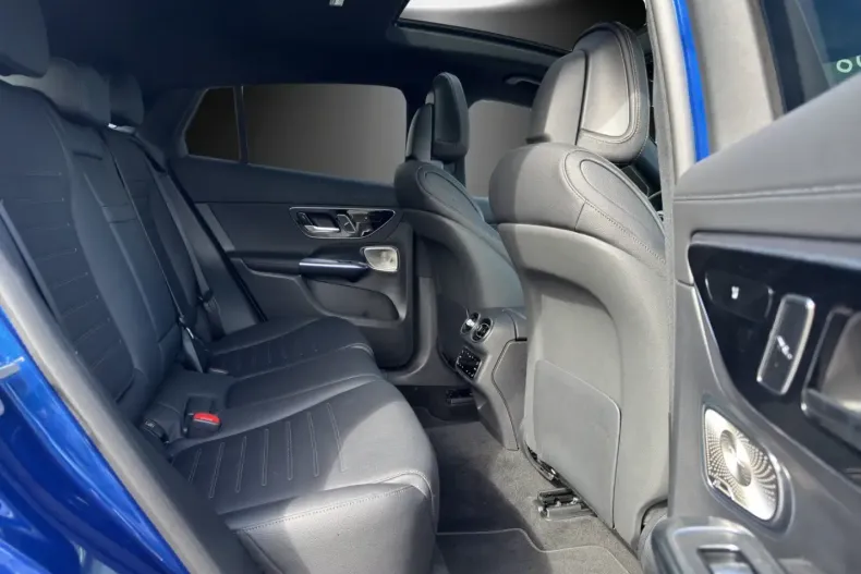 Mercedes-Benz GLC 400 din 2024 cu 13.347 km - oferta MER145553 - foto 8