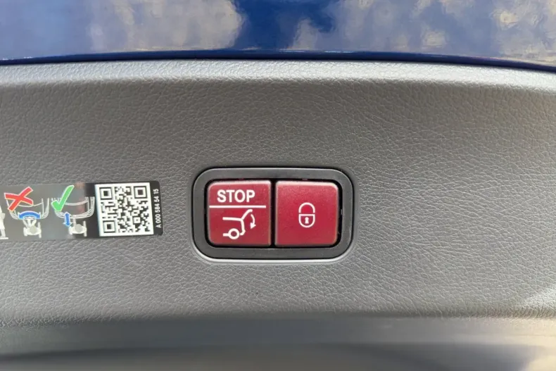 Mercedes-Benz GLC 400 din 2024 cu 13.347 km - oferta MER145553 - foto 16