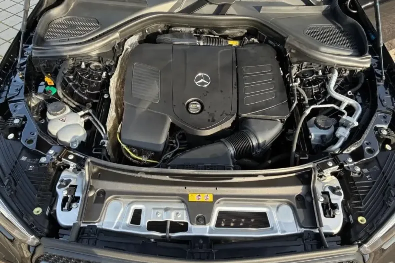 Mercedes-Benz GLC 400 din 2024 cu 8.612 km - oferta MER145556 - foto 6