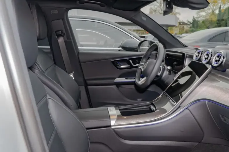 Mercedes-Benz GLC 450 din 2024 cu 21.757 km - oferta MER145559 - foto 6