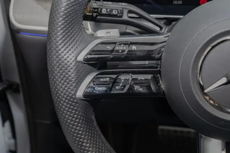 Mercedes-Benz GLC 450 din 2024 cu 21.757 km - oferta MER145559 - foto 13