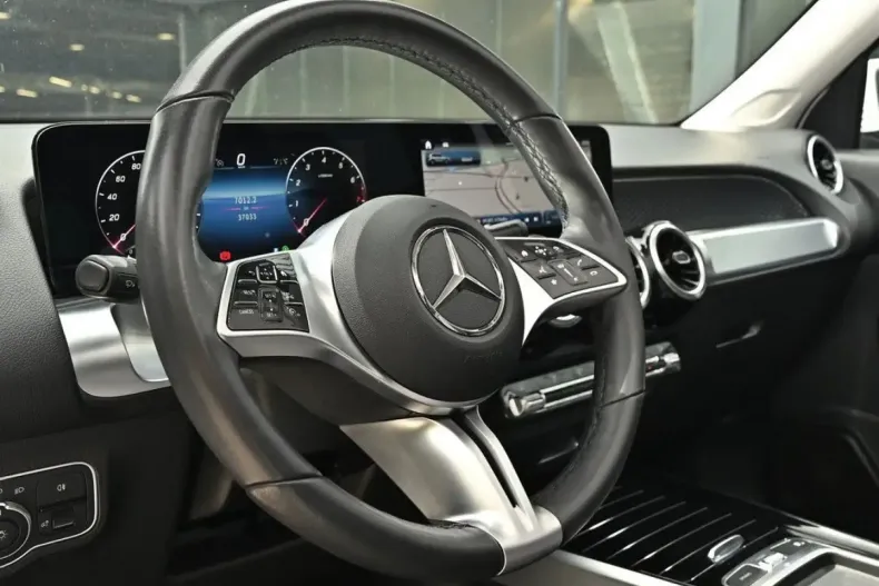 Mercedes-Benz GLB 220 din 2024 cu 37.200 km - oferta MER145566 - foto 5