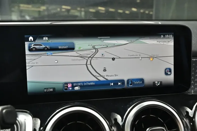 Mercedes-Benz GLB 220 din 2024 cu 37.200 km - oferta MER145566 - foto 13