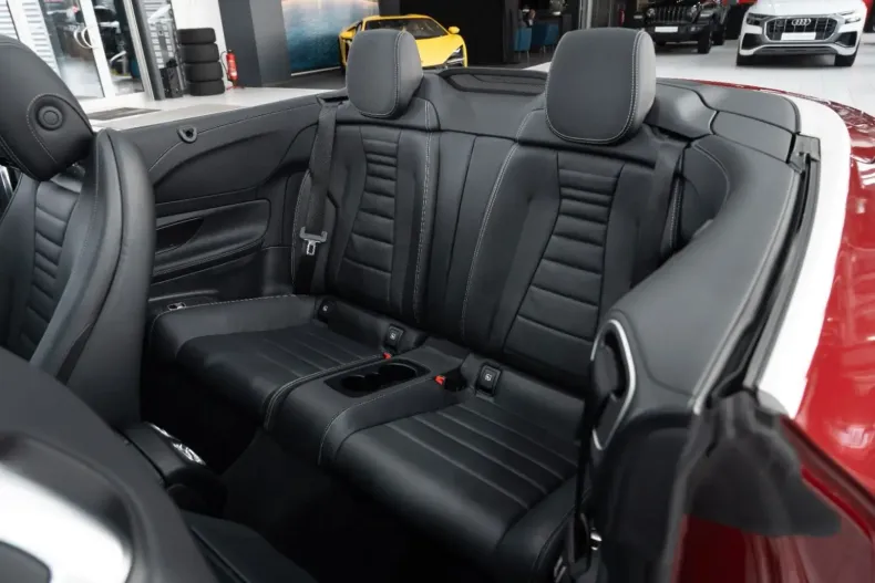 Mercedes-Benz E 220 din 2023 cu 37.461 km - oferta MER145573 - foto 17