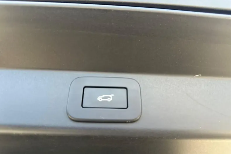 Land Rover Range Rover Sport din 2023 cu 82.760 km - oferta LAN145576 - foto 14