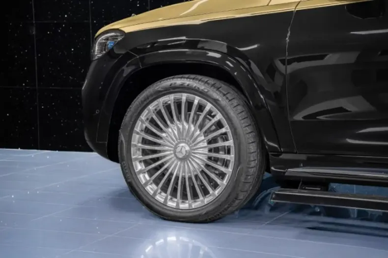 Mercedes-Benz GLS 600 din 2023 cu 2.000 km - oferta MER145577 - foto 6