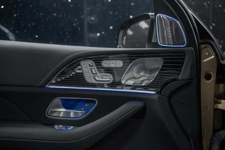 Mercedes-Benz GLS 600 din 2023 cu 2.000 km - oferta MER145577 - foto 14