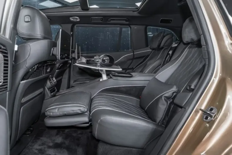 Mercedes-Benz GLS 600 din 2023 cu 2.000 km - oferta MER145577 - foto 28