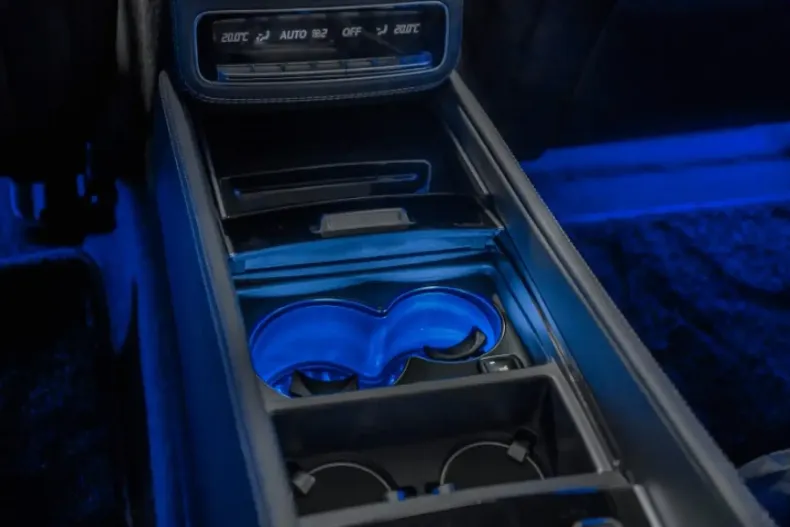 Mercedes-Benz GLS 600 din 2023 cu 2.000 km - oferta MER145577 - foto 36