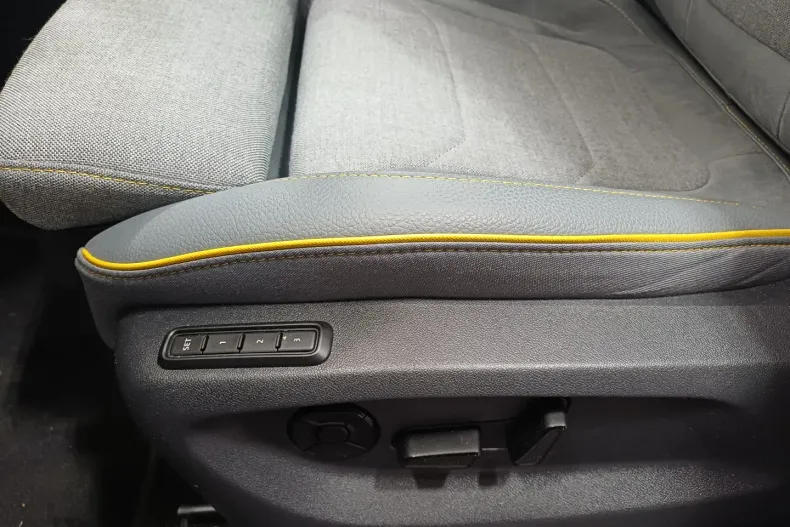 Skoda Kodiaq din 2024 cu 18.803 km - oferta SKO145578 - foto 9