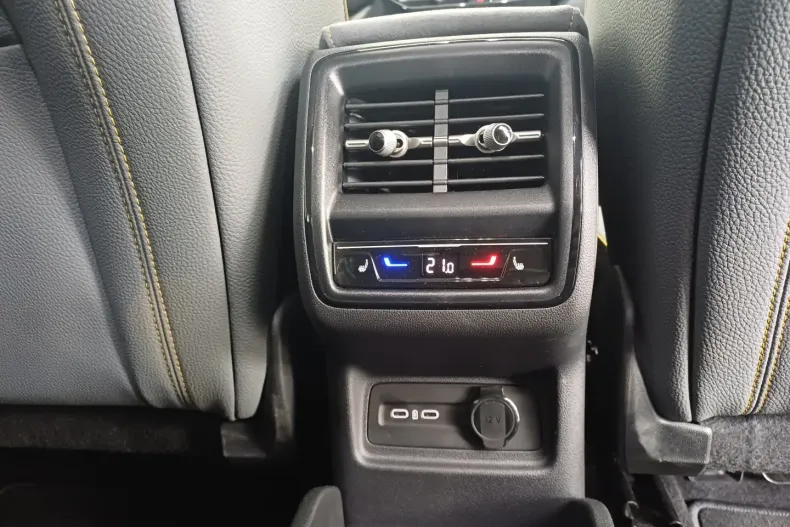 Skoda Kodiaq din 2024 cu 18.803 km - oferta SKO145578 - foto 32