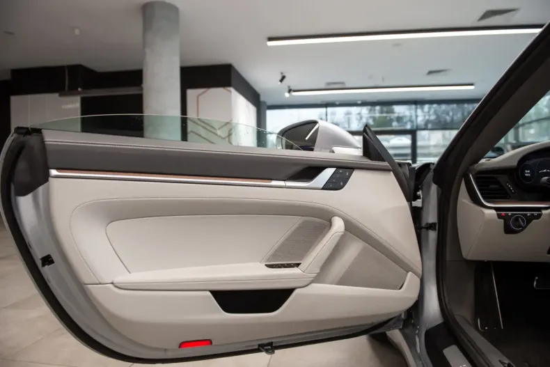 Porsche 911 din 2022 cu 43.401 km - oferta POR145581 - foto 13