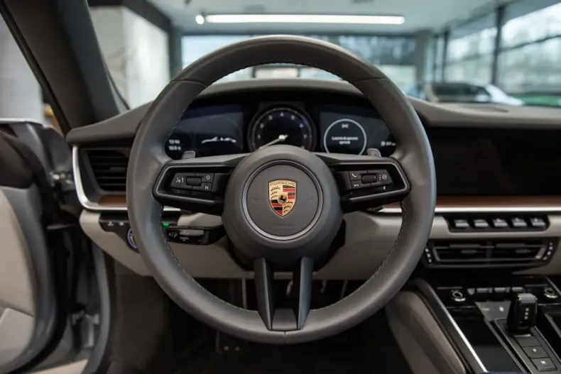 Porsche 911 din 2022 cu 43.401 km - oferta POR145581 - foto 18