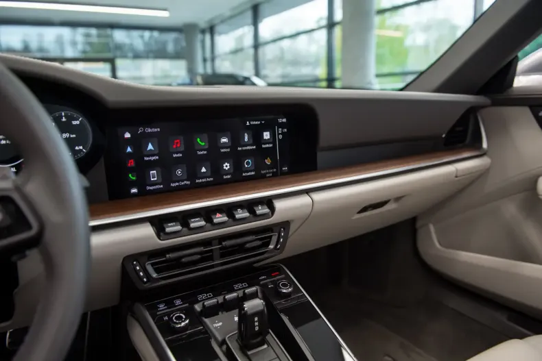 Porsche 911 din 2022 cu 43.401 km - oferta POR145581 - foto 31