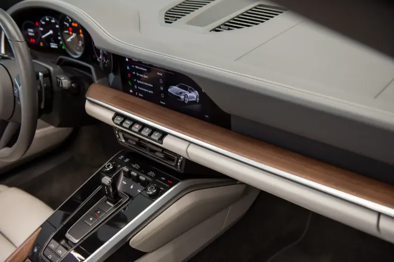 Porsche 911 din 2022 cu 43.401 km - oferta POR145581 - foto 32