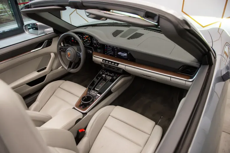 Porsche 911 din 2022 cu 43.401 km - oferta POR145581 - foto 33