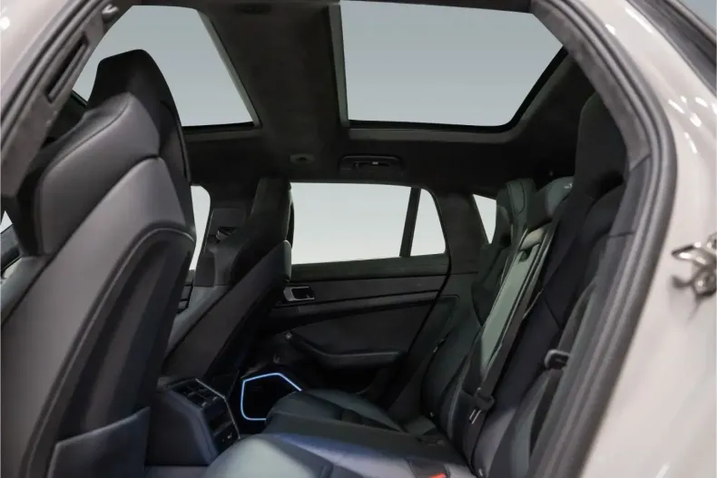 Porsche Panamera din 2024 cu 41.100 km - oferta POR145583 - foto 17