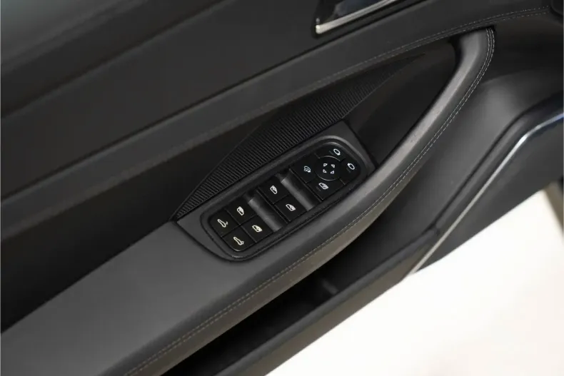 Porsche Panamera din 2024 cu 41.100 km - oferta POR145583 - foto 21