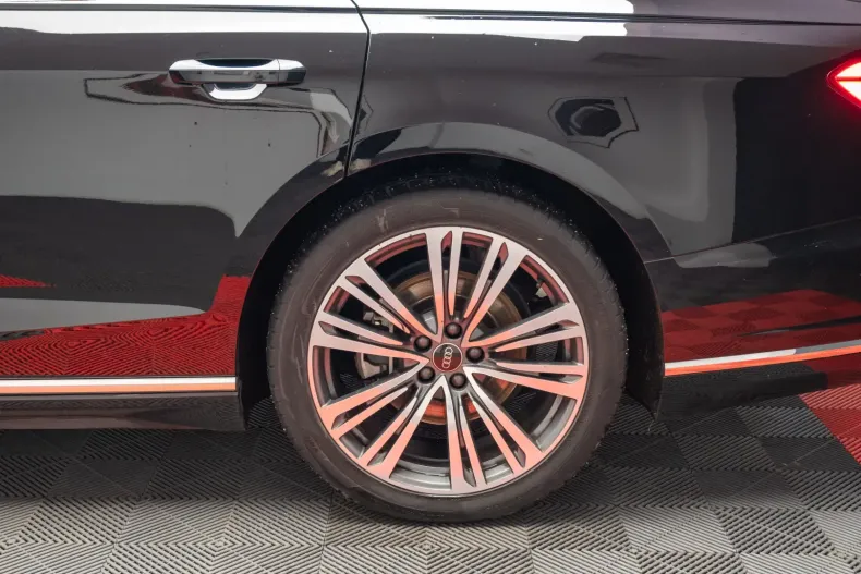 Audi A8 din 2021 cu 107.000 km - oferta AUD145602 - foto 9