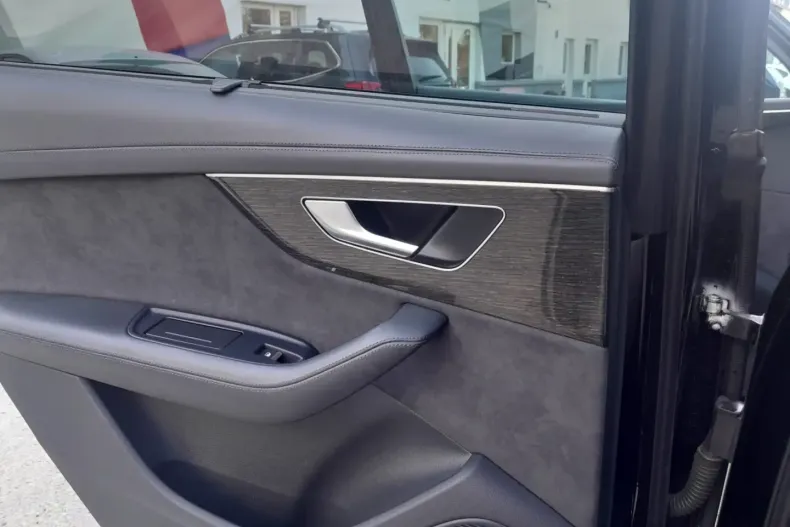 Audi Q7 din 2021 cu 102.000 km - oferta AUD145618 - foto 16