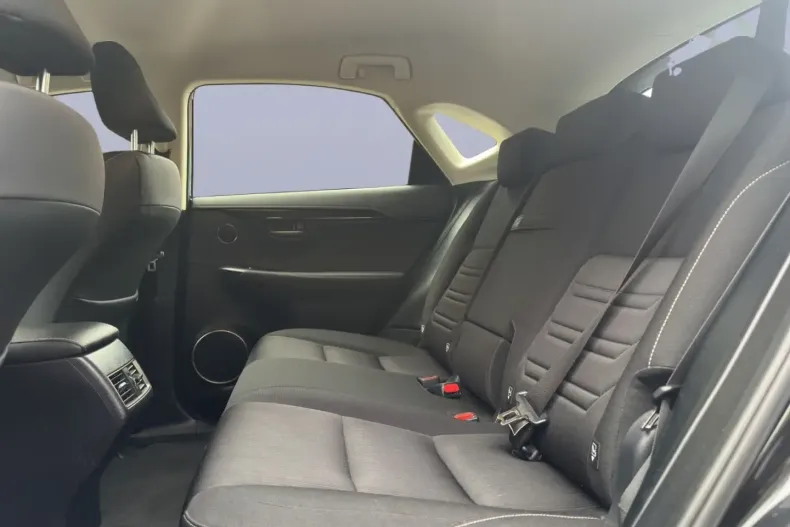 Lexus NX 300 din 2020 cu 61.591 km - oferta LEX145623 - foto 24