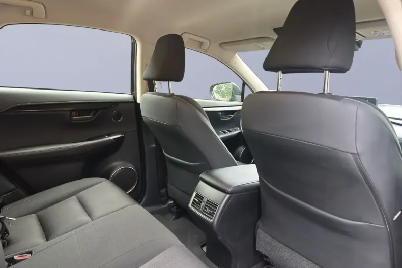 Lexus NX 300 din 2020 cu 61.591 km - oferta LEX145623 - foto 26