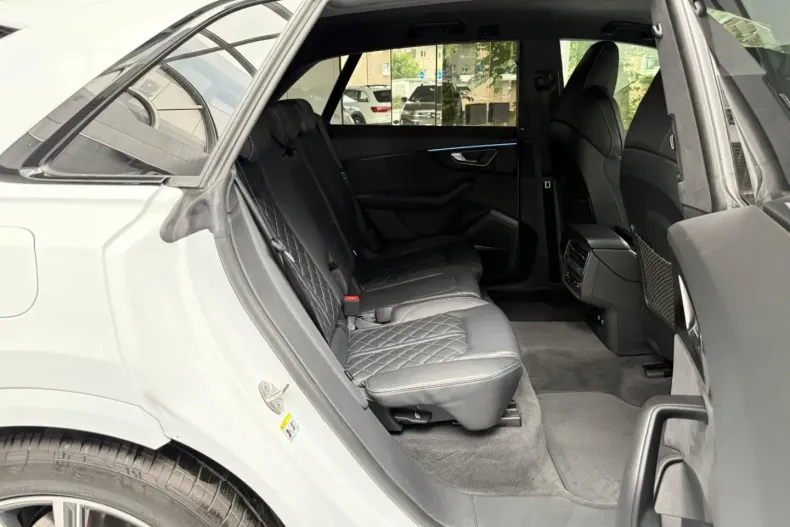 Audi Q8 din 2023 cu 43.900 km - oferta AUD145624 - foto 14