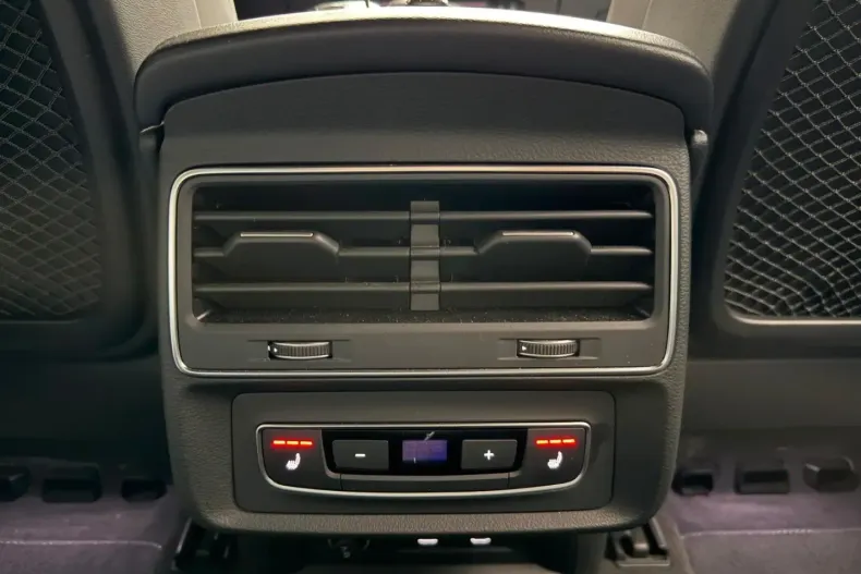 Audi Q8 din 2023 cu 43.900 km - oferta AUD145624 - foto 25