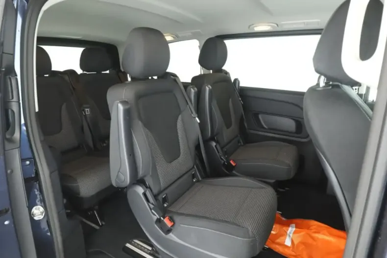 Mercedes-Benz V 220 din 2024 cu 18.085 km - oferta MER145628 - foto 8