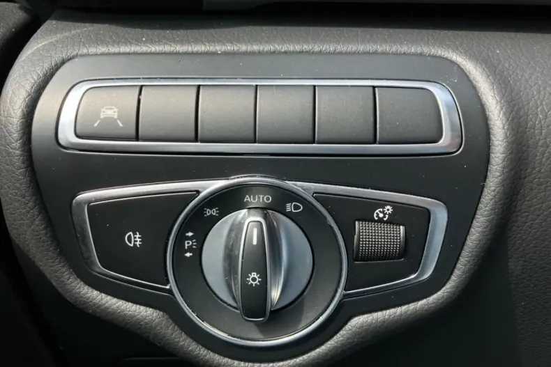 Mercedes-Benz V 300 din 2023 cu 34.270 km - oferta MER145633 - foto 27